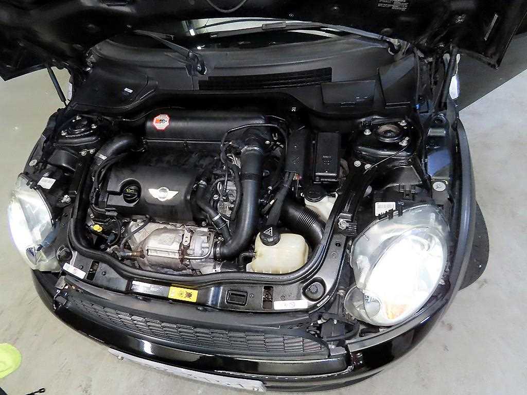 Mini Cooper Convertible 2012 Negro - Importación desde Corea - HF Imports Iquique - Foto 18