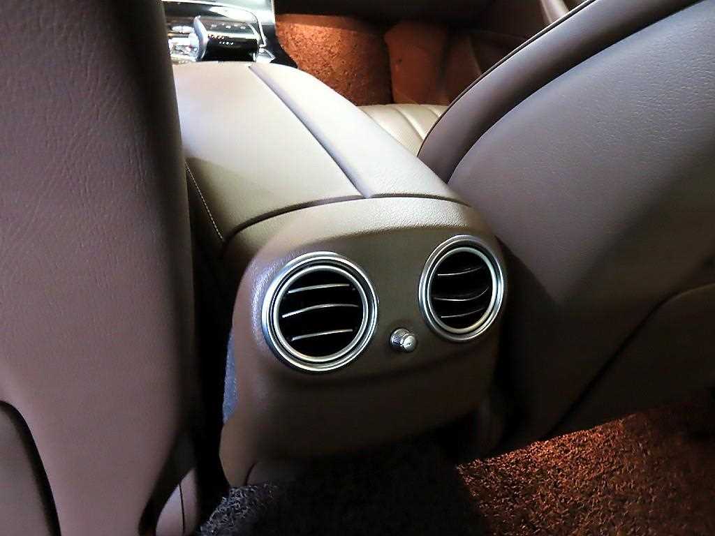 Mercedes Benz E class 2018 Negro - Importación desde Corea - HF Imports Iquique - Foto 14