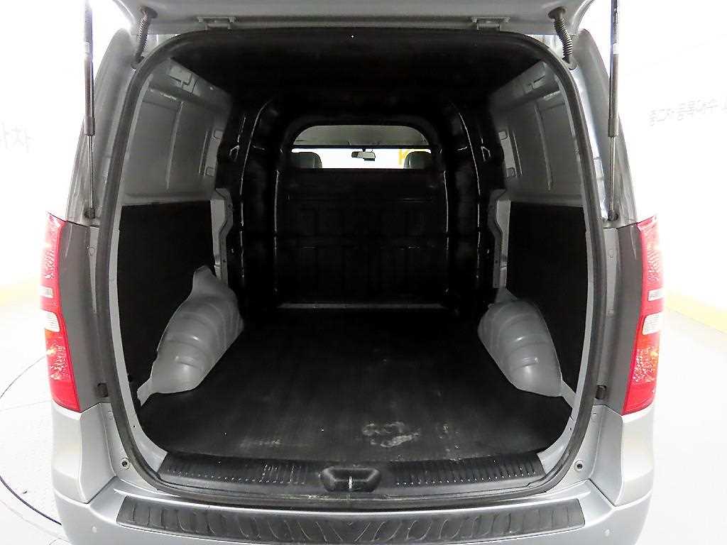 HYUNDAI Starex 2021 - Importación desde Corea - HF Imports Iquique - Foto 18