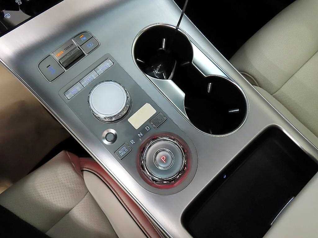 Genesis GV70 - Vista 10