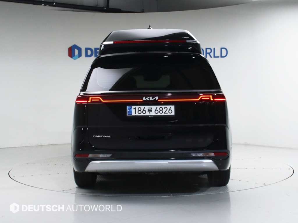 KIA Carnival - Vista 4