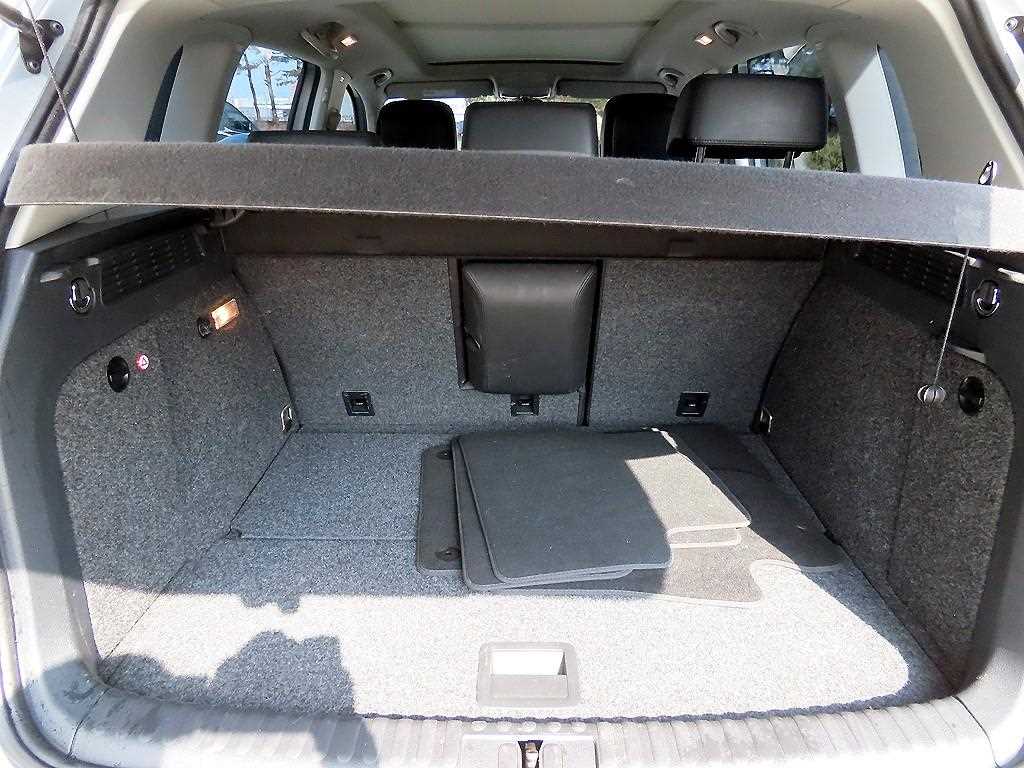 Volkswagen Tiguan 2015 Plateado - Importación desde Corea - HF Imports Iquique - Foto 18