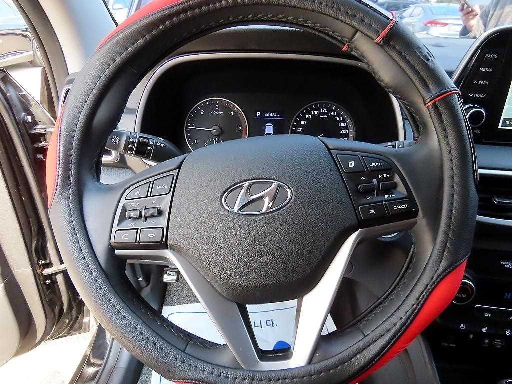 HYUNDAI Tucson - Vista 8