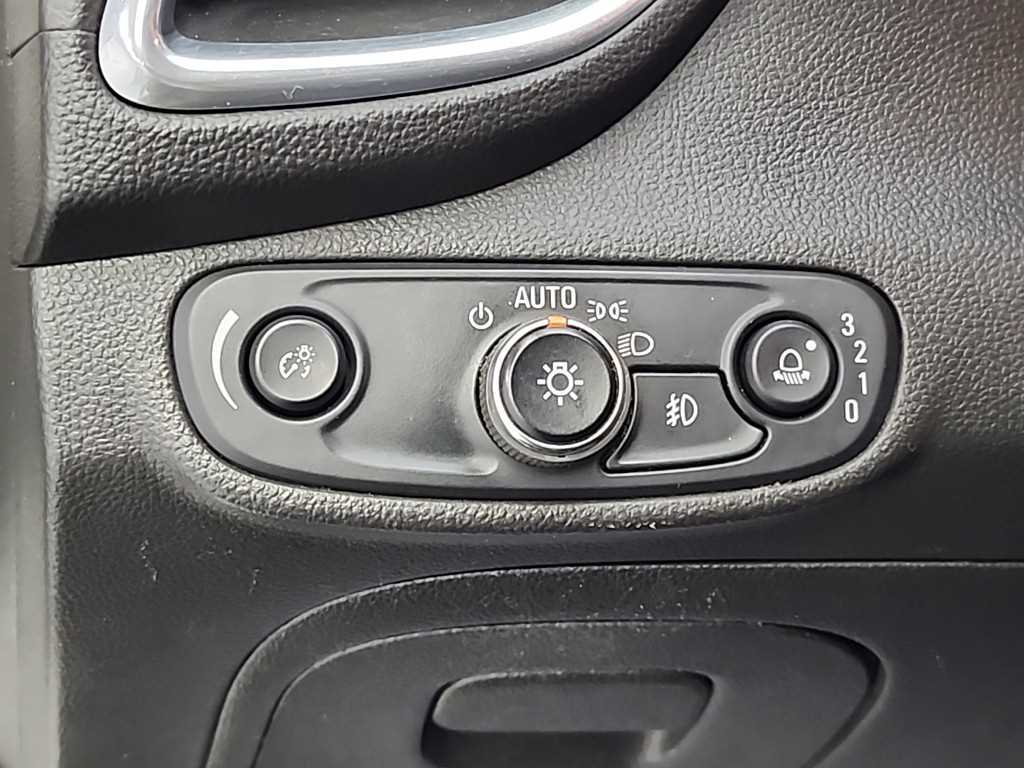 Chevrolet Trax 2018 Blanco - Importación desde Corea - HF Imports Iquique - Foto 16