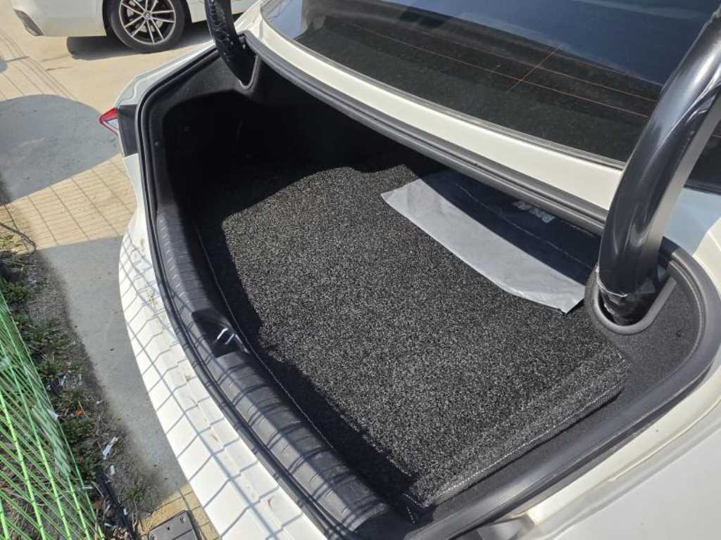 HYUNDAI Grandeur - Vista 4