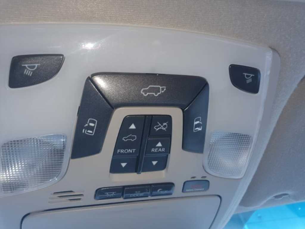 Toyota Siena 2016 Verde - Importación desde Corea - HF Imports Iquique - Foto 17