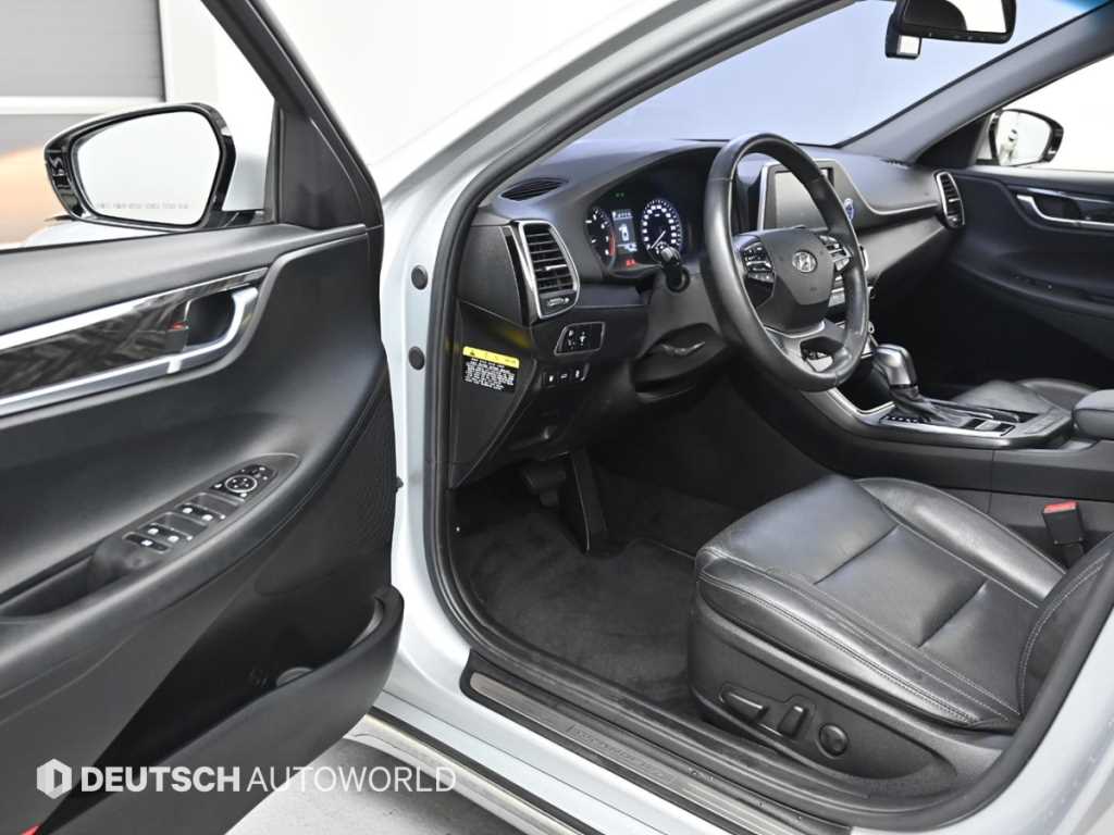 HYUNDAI Grandeur - Vista 11