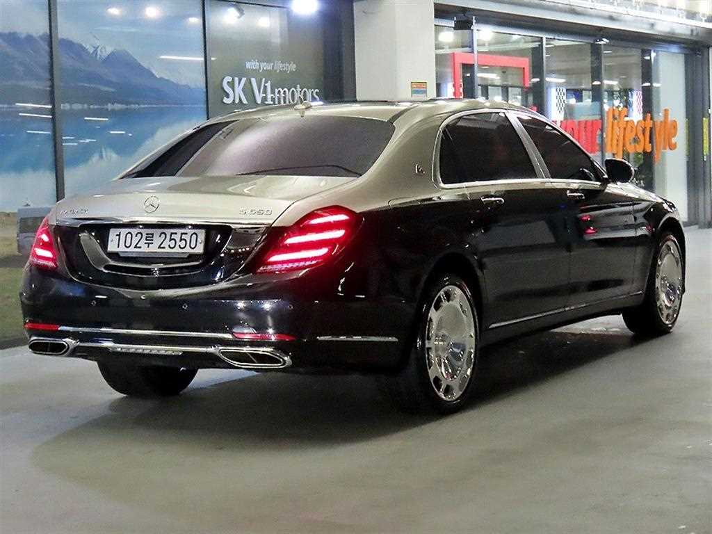 Mercedes Benz S Class - Vista 4