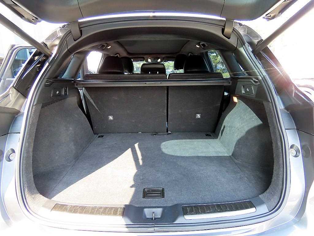 Infiniti QX 2019 Gris - Importación desde Corea - HF Imports Iquique - Foto 17