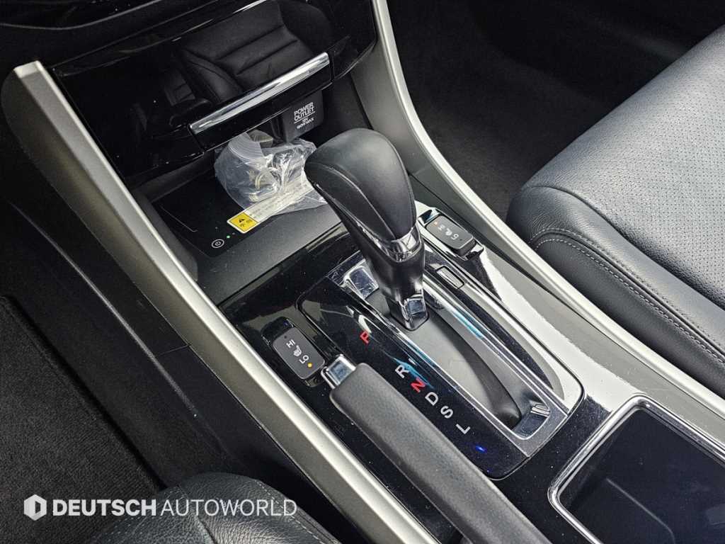 Honda Accord - Vista 9