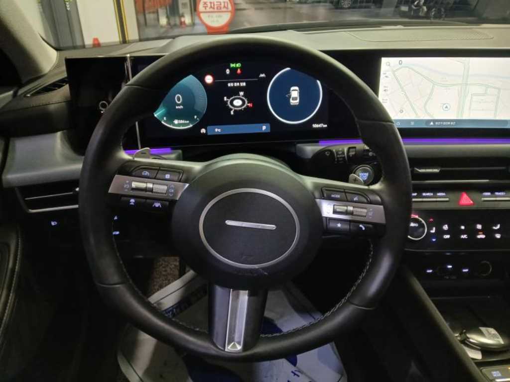 HYUNDAI Sonata - Vista 9