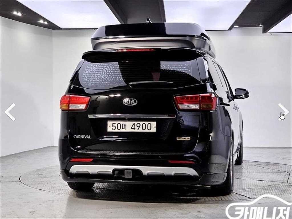 KIA Carnival - Vista 4