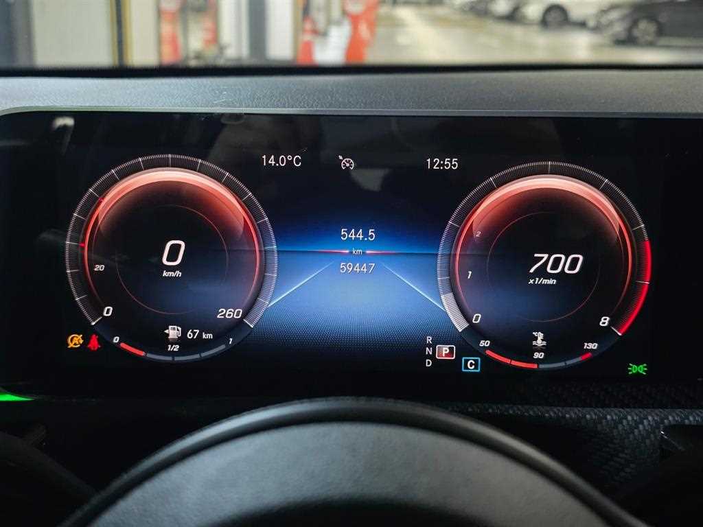 Mercedes Benz A Class - Vista 12