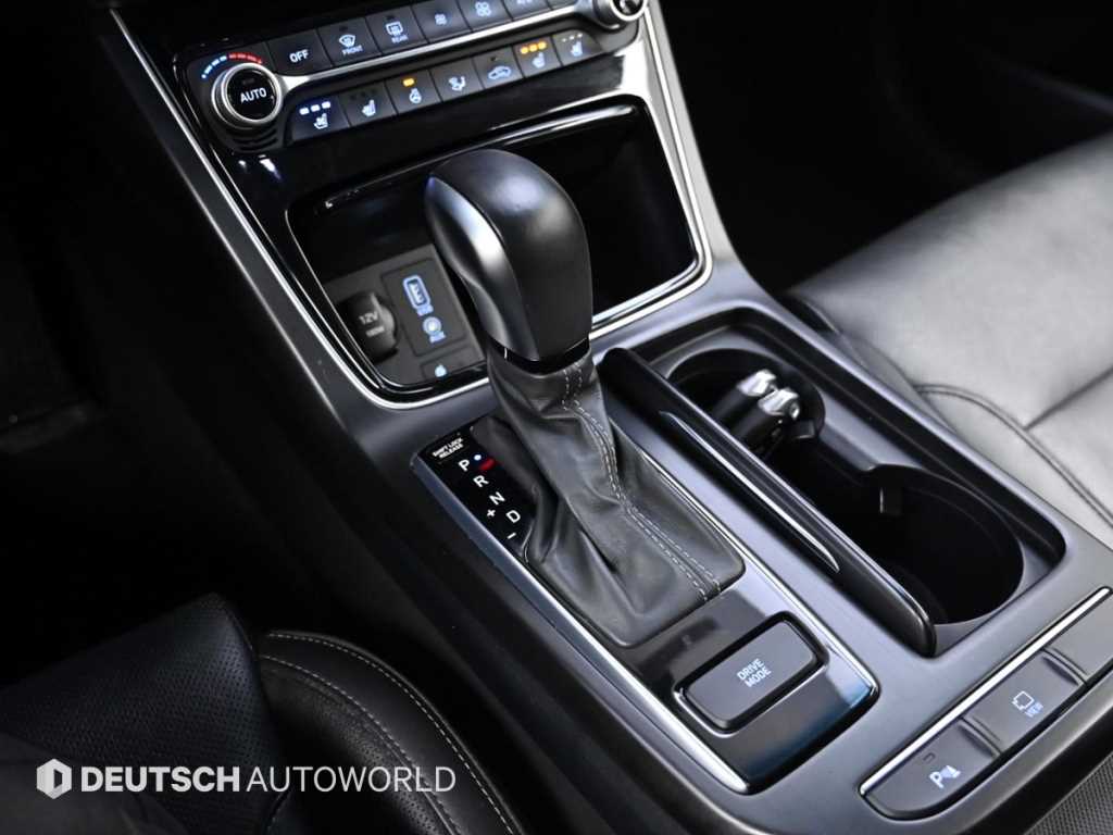 HYUNDAI Grandeur - Vista 9