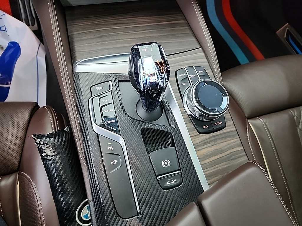 BMW 5 Series - Vista 8