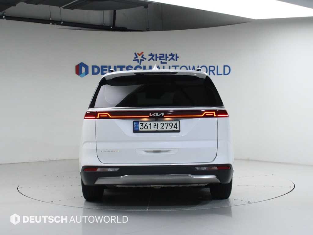 KIA Carnival - Vista 4