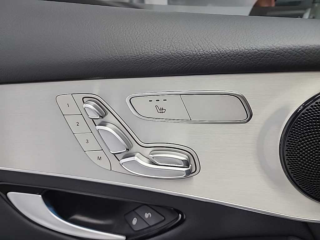 Mercedes Benz GLC Class 2018 Blanco - Importación desde Corea - HF Imports Iquique - Foto 18