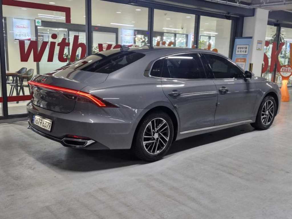 HYUNDAI Grandeur - Vista 4