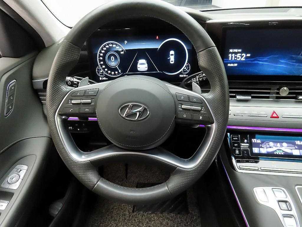 HYUNDAI Grandeur - Vista 7