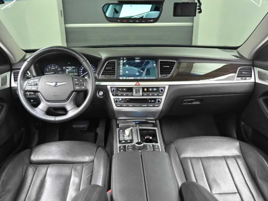 Genesis G80 - Vista 7