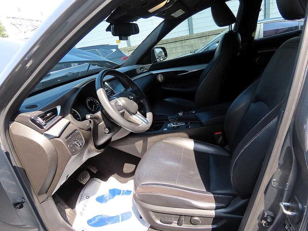 Infiniti QX - Vista 5