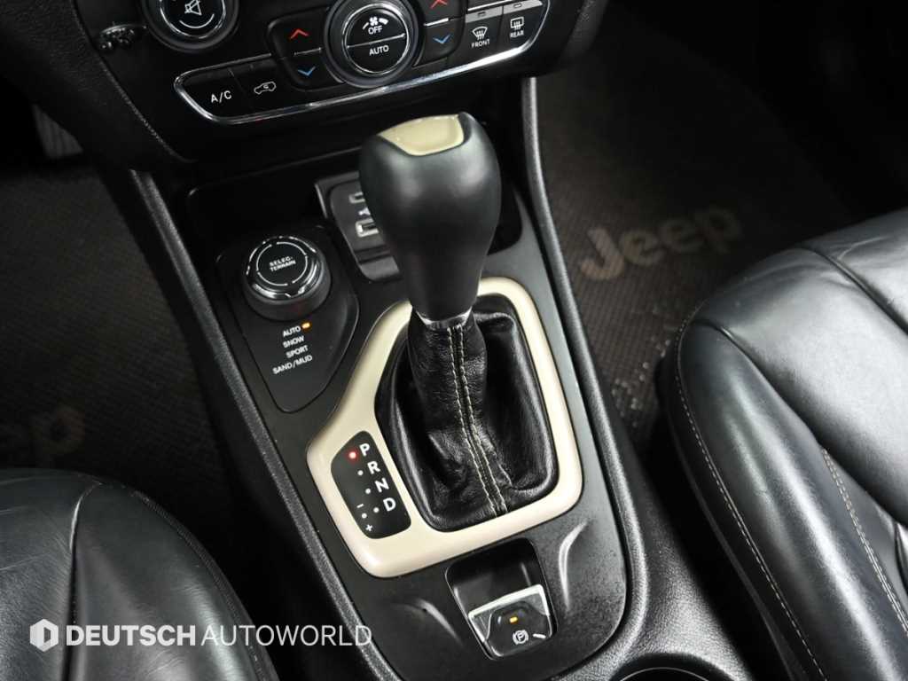 Jeep Cherokee - Vista 9