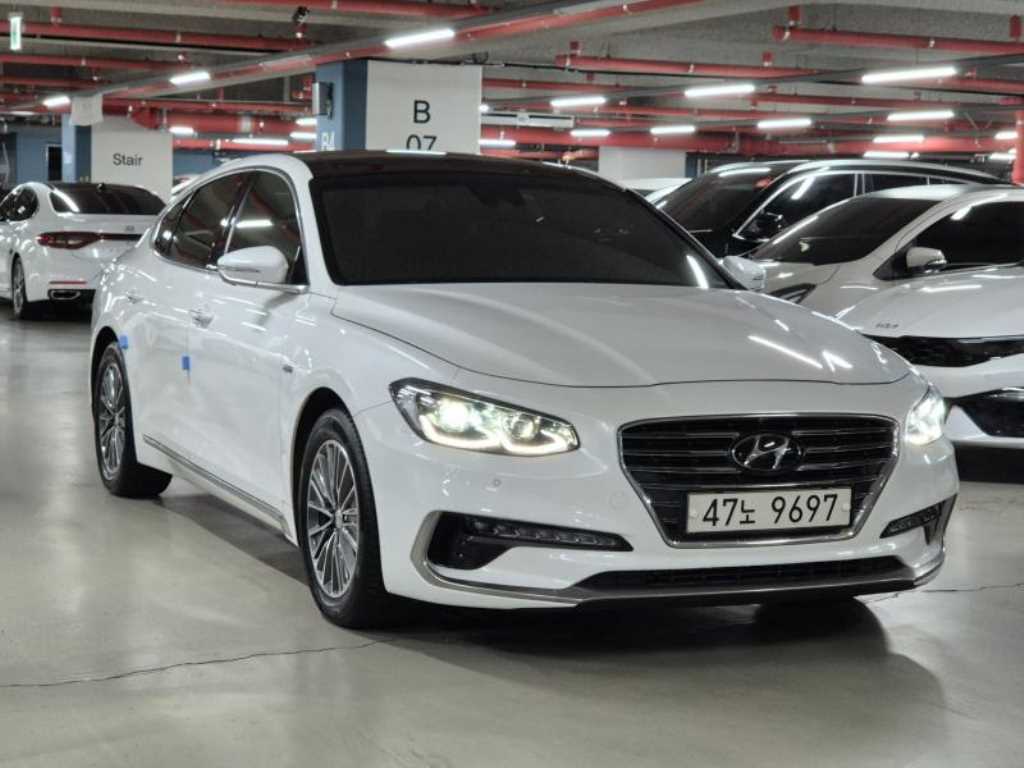 HYUNDAI Grandeur - Vista 2