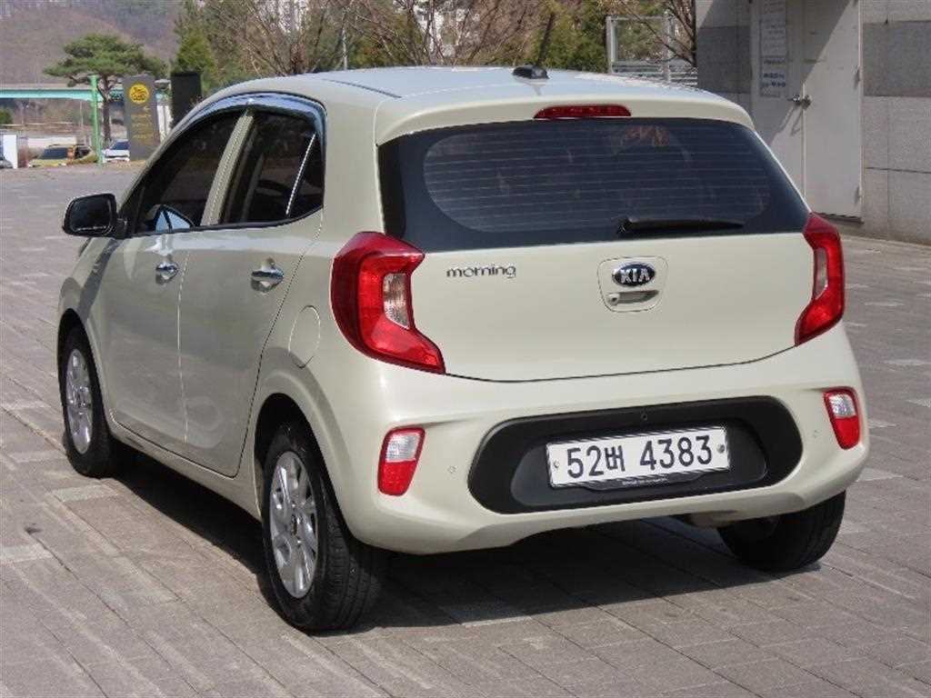 KIA Morning - Vista 4