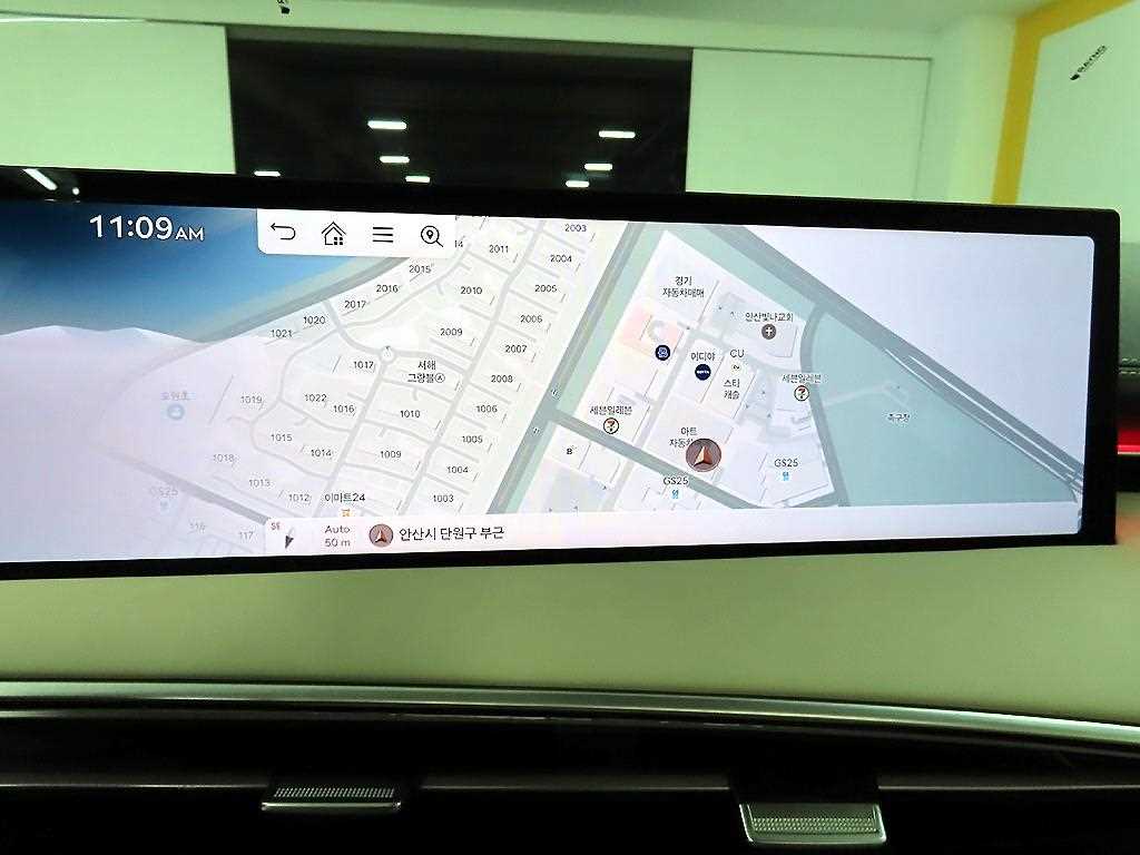 Genesis GV70 2025 Blanco - Importación desde Corea - HF Imports Iquique - Foto 14