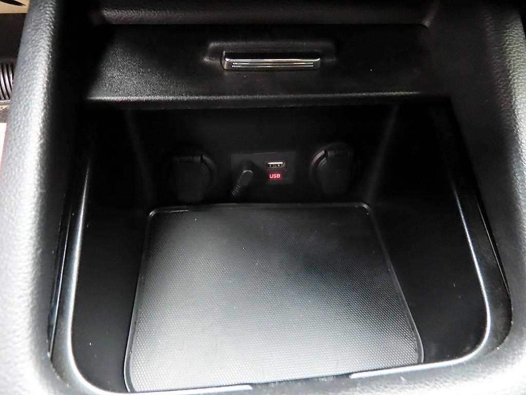 KIA K3 2015 Plateado - Importación desde Corea - HF Imports Iquique - Foto 13