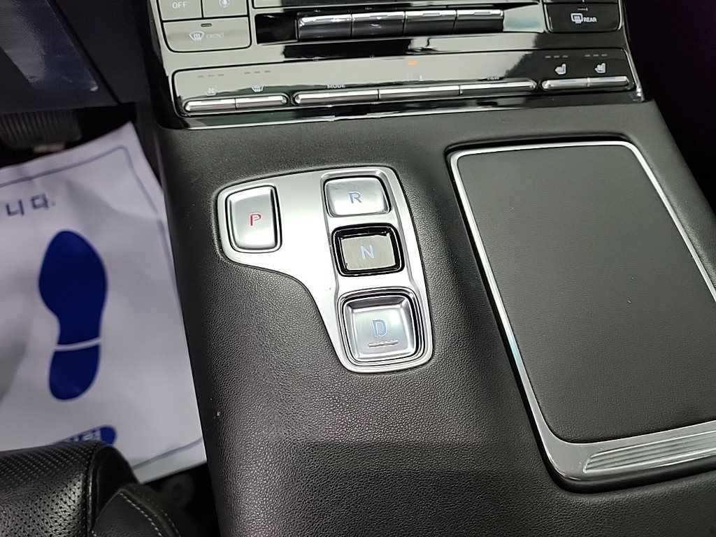 HYUNDAI Grandeur - Vista 8