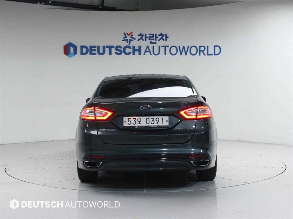 Ford Mondeo - Vista 4