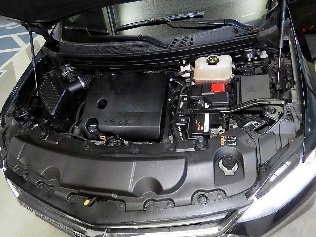 Chevrolet Travers 2020 Negro - Importación desde Corea - HF Imports Iquique - Foto 19