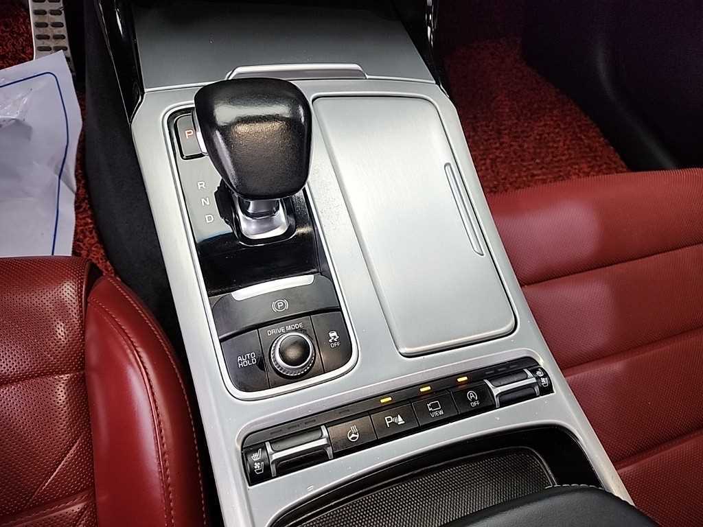 KIA Stinger - Vista 8