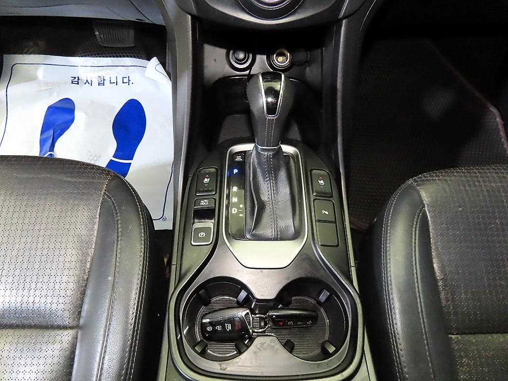 HYUNDAI Santa Fe - Vista 12