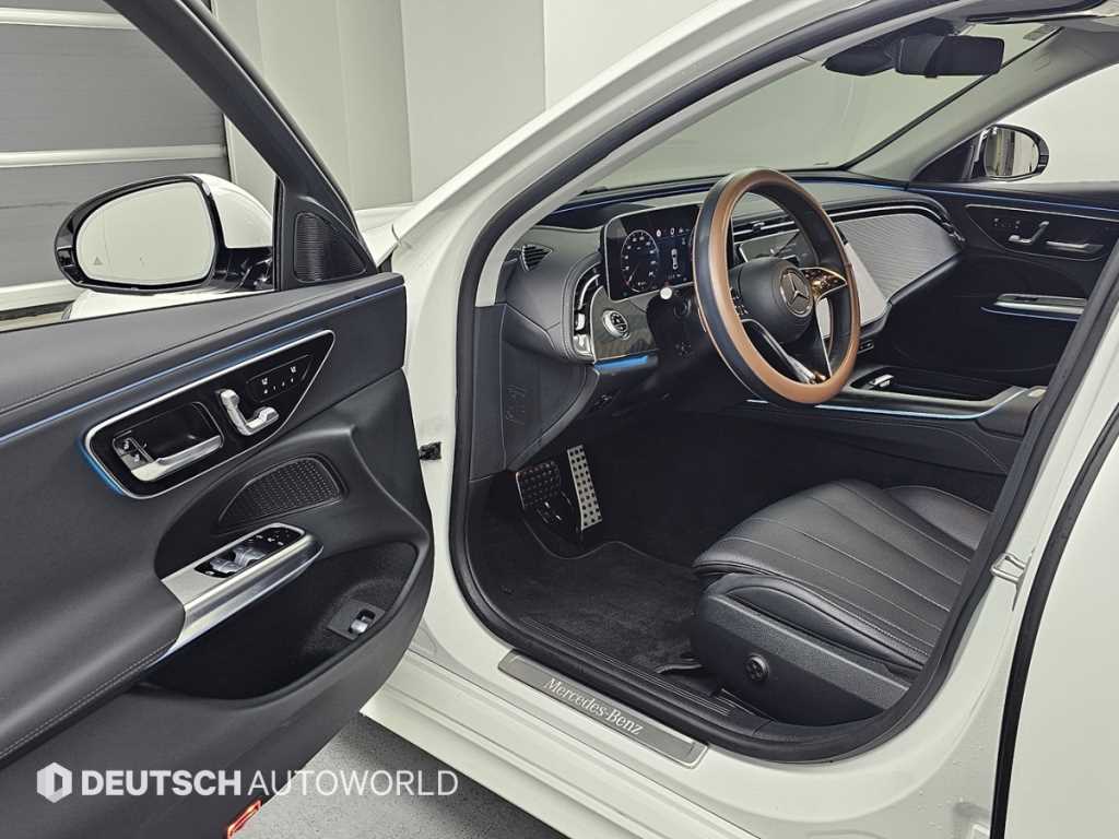 Mercedes Benz E class - Vista 11