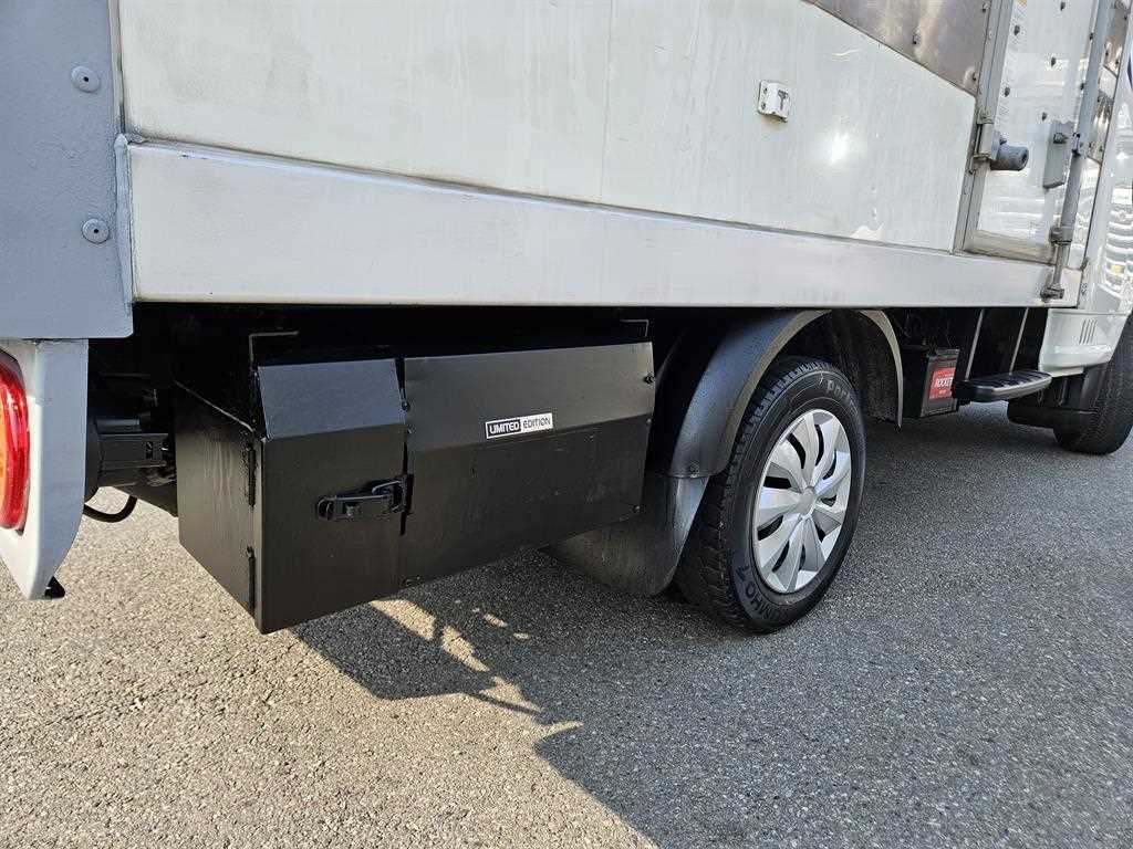 Small Truck Top_Integrated Top Powergate - Vista 5