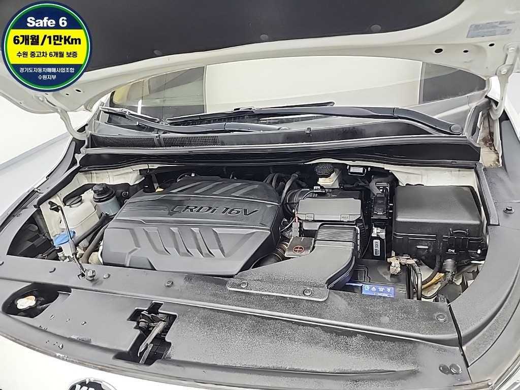 KIA Carnival - Vista 5