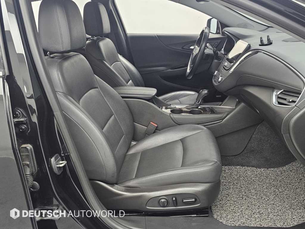 Chevrolet Malibu - Vista 10