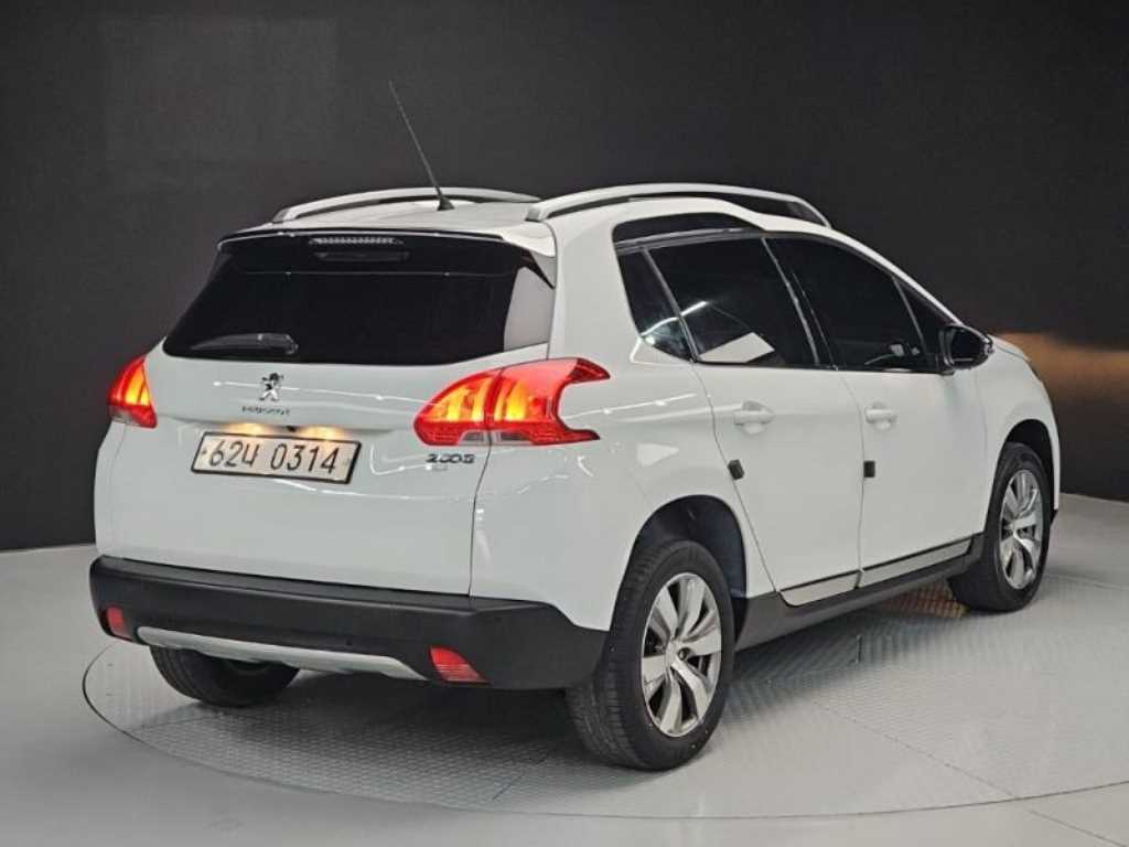 Peugeot 2008 - Vista 4
