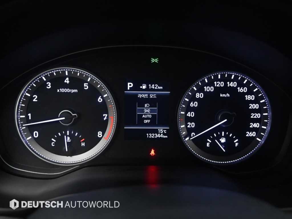 HYUNDAI Grandeur - Vista 8