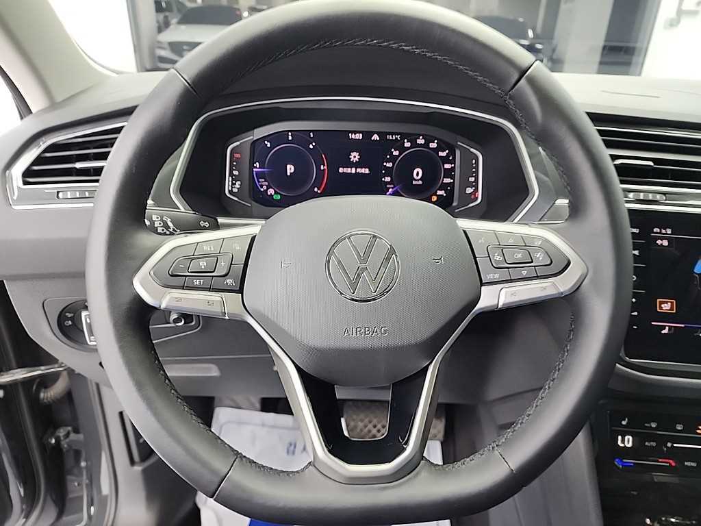 Volkswagen Tiguan - Vista 9