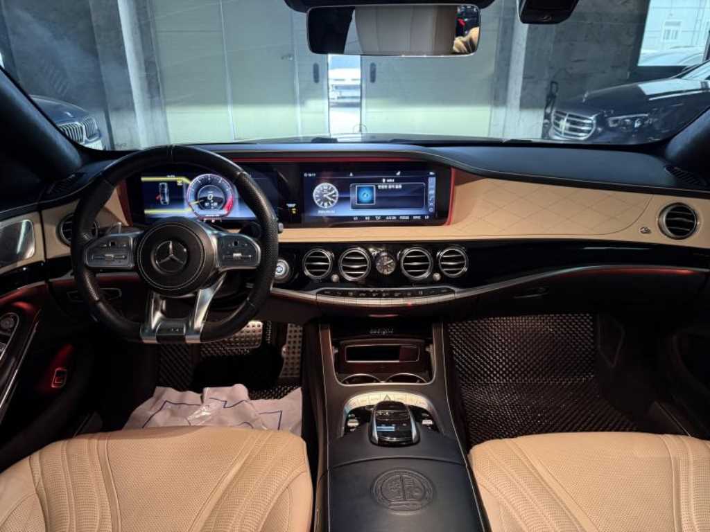 Mercedes Benz S Class - Vista 12