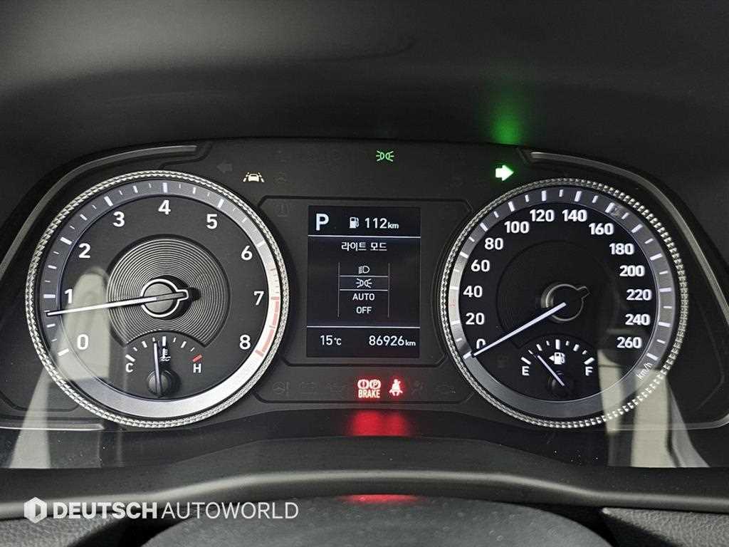 HYUNDAI Sonata - Vista 8