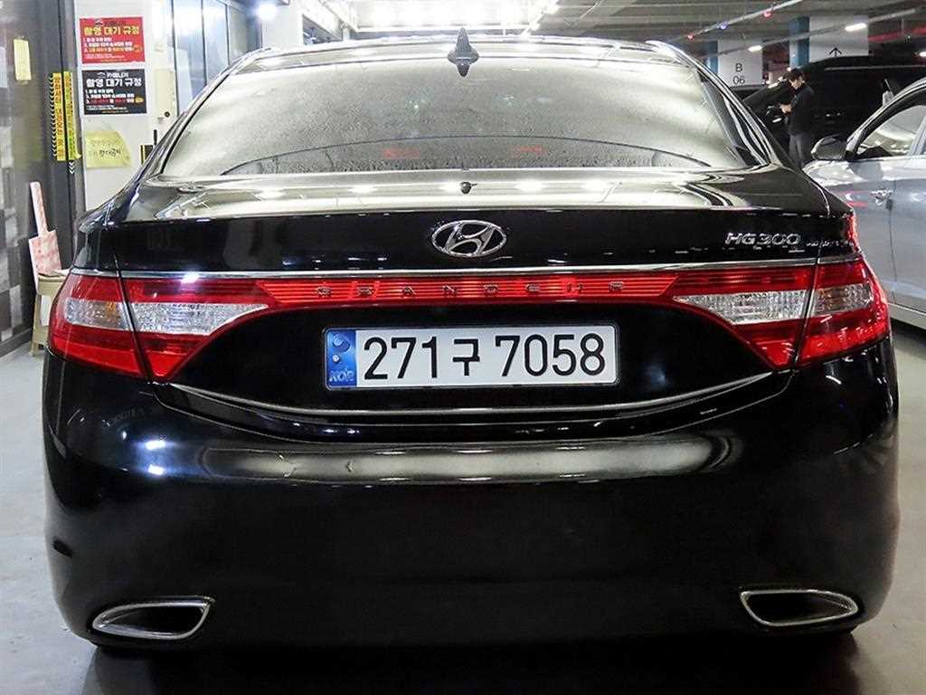 HYUNDAI Grandeur - Vista 5