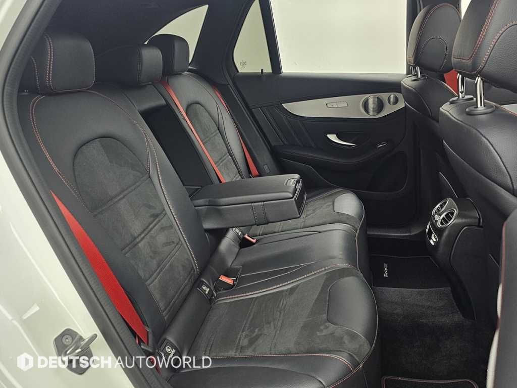 Mercedes Benz GLC Class - Vista 12