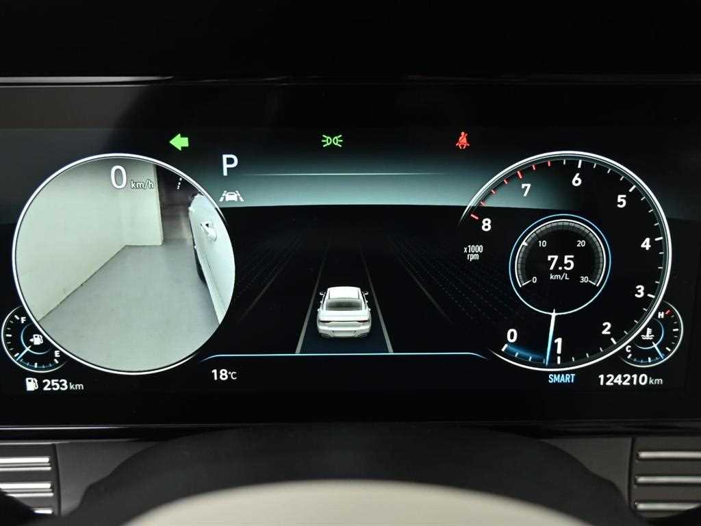 HYUNDAI Grandeur - Vista 8