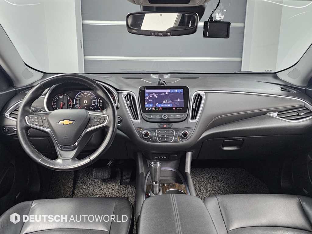 Chevrolet Malibu - Vista 7