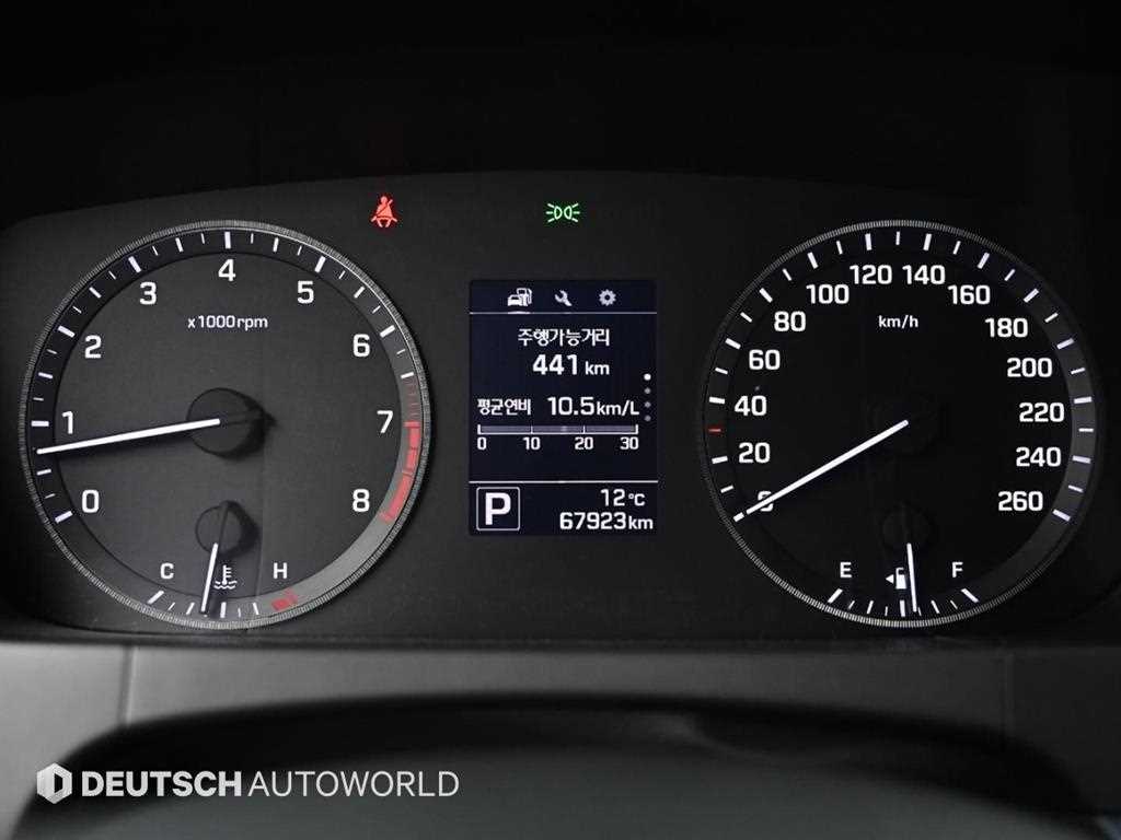 HYUNDAI Sonata - Vista 8