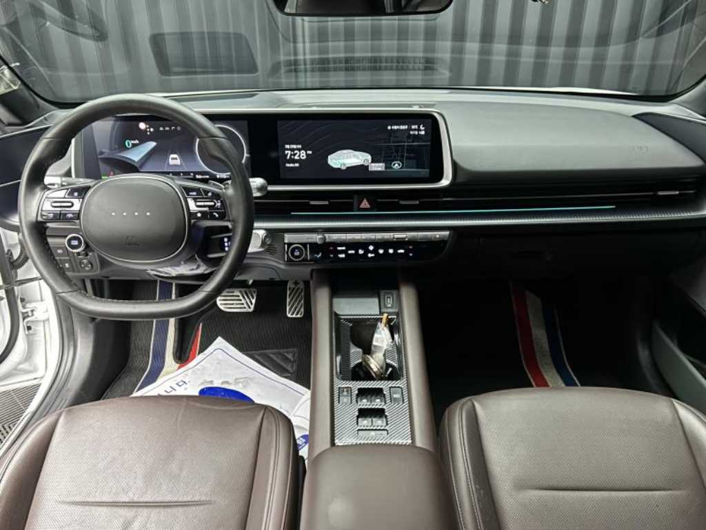 HYUNDAI Ioniq 6 - Vista 7